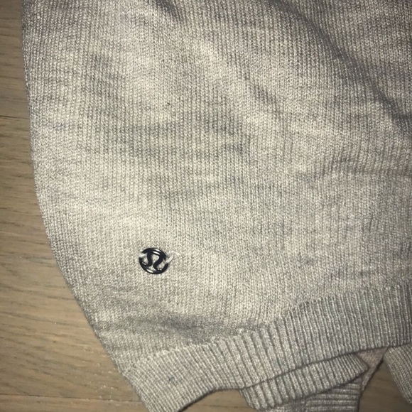 LULULEMON | Reversible Cabin Yogi Wrap Size 2 - Picture 3 of 4